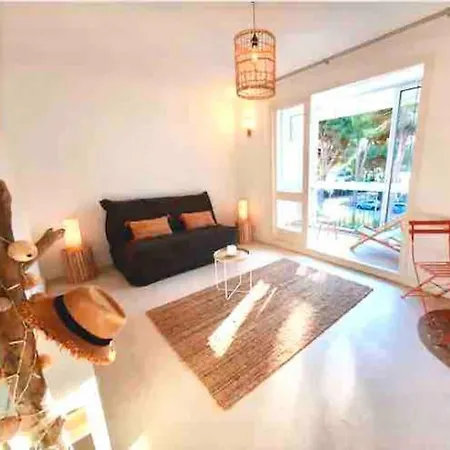 Cosy Parking,clim,terrasse,wifi Au Point Zero アパート *